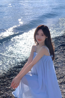 年轻的女老师电影
